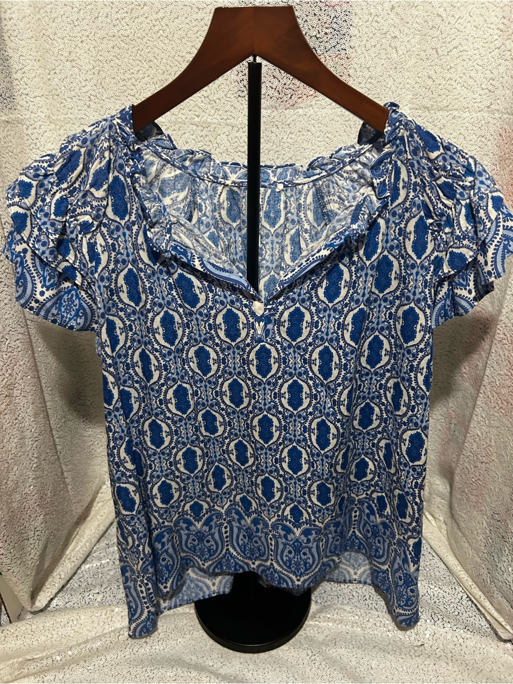 Talbots Blue and White Paisley Keyhole Flutter Sleeve Top